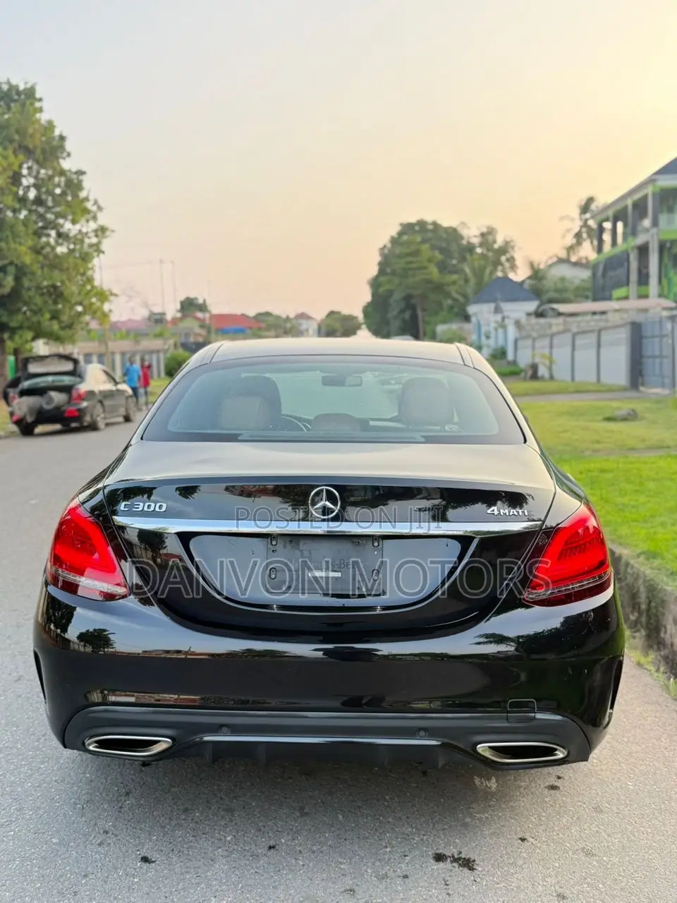 Mercedes-Benz C300 2020 Black