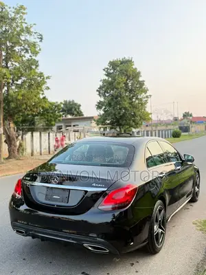 Mercedes-Benz C300 2020 Black