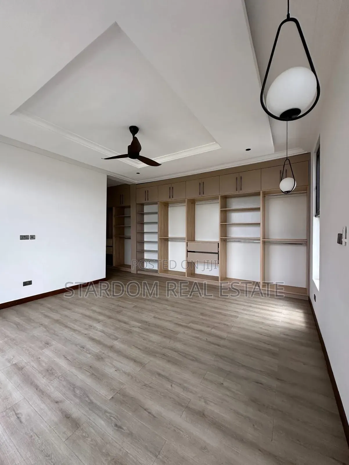 4bdrm Duplex in Trasacco, East Legon for sale