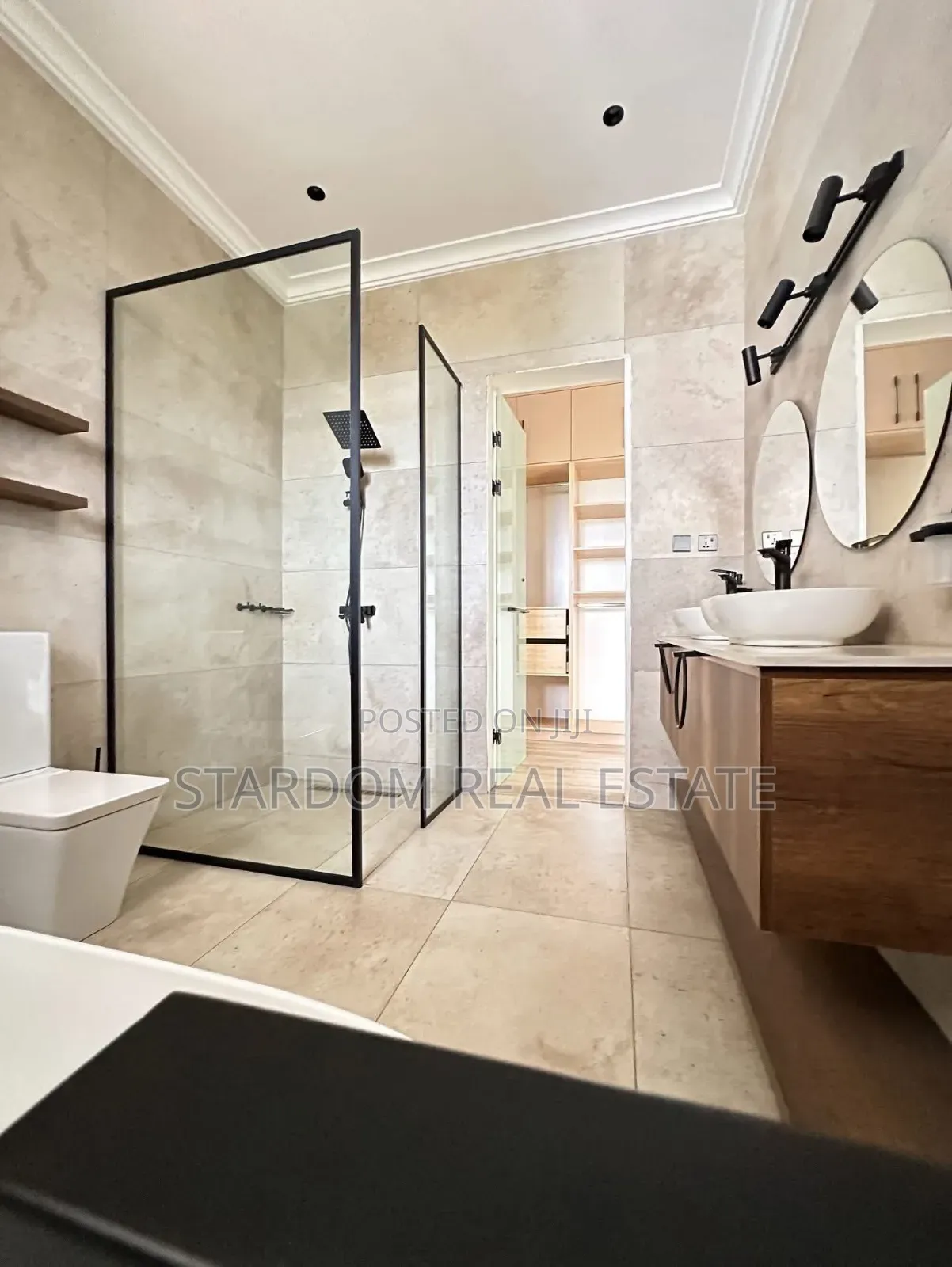 4bdrm Duplex in Trasacco, East Legon for sale