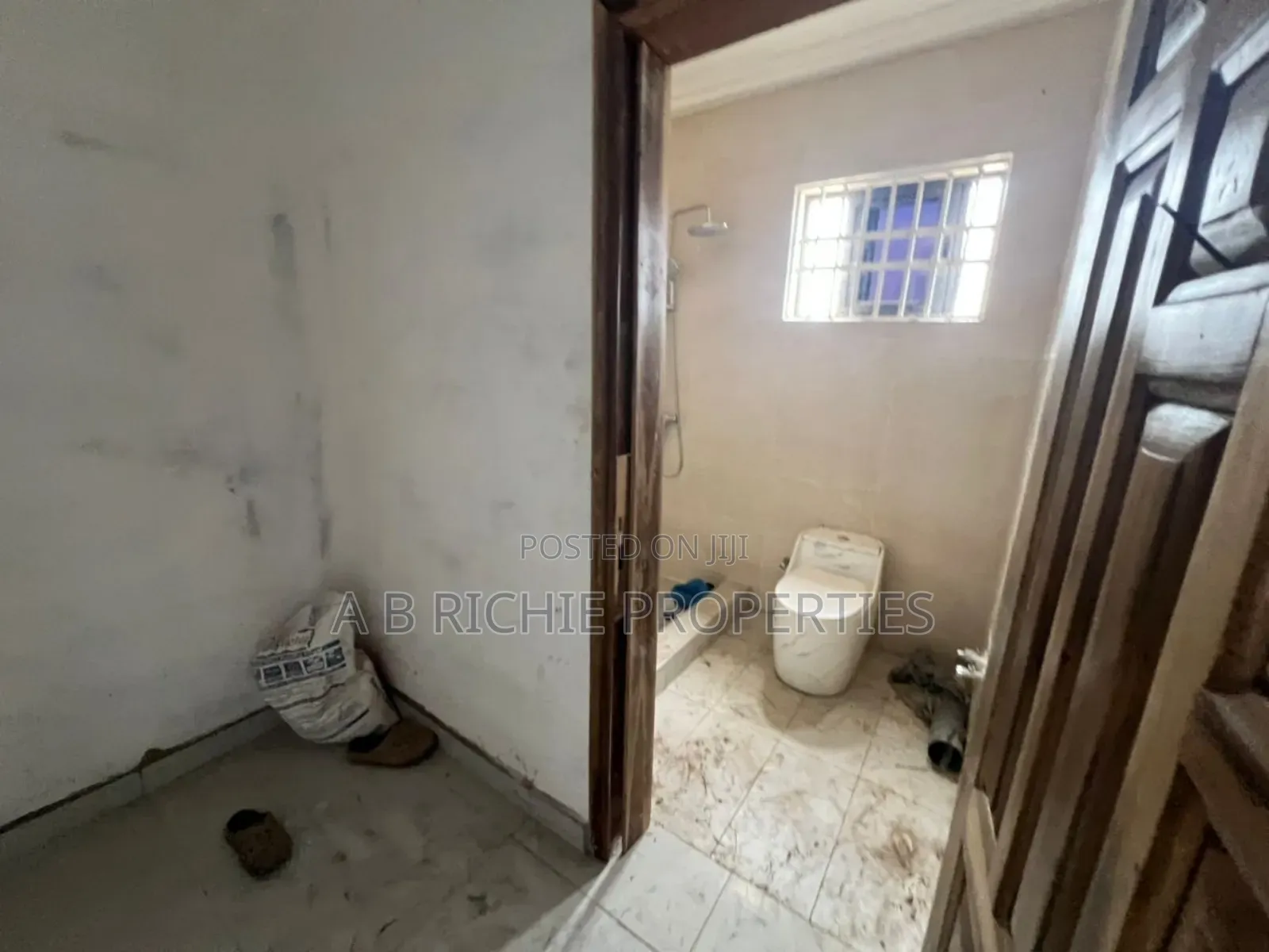 4bdrm House in Ab Richie Properties, Achimota for sale