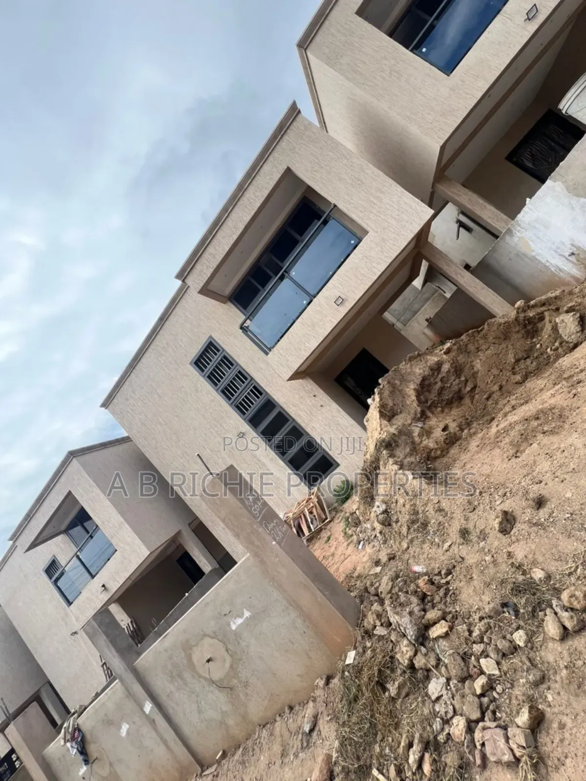 4bdrm House in Ab Richie Properties, Achimota for sale