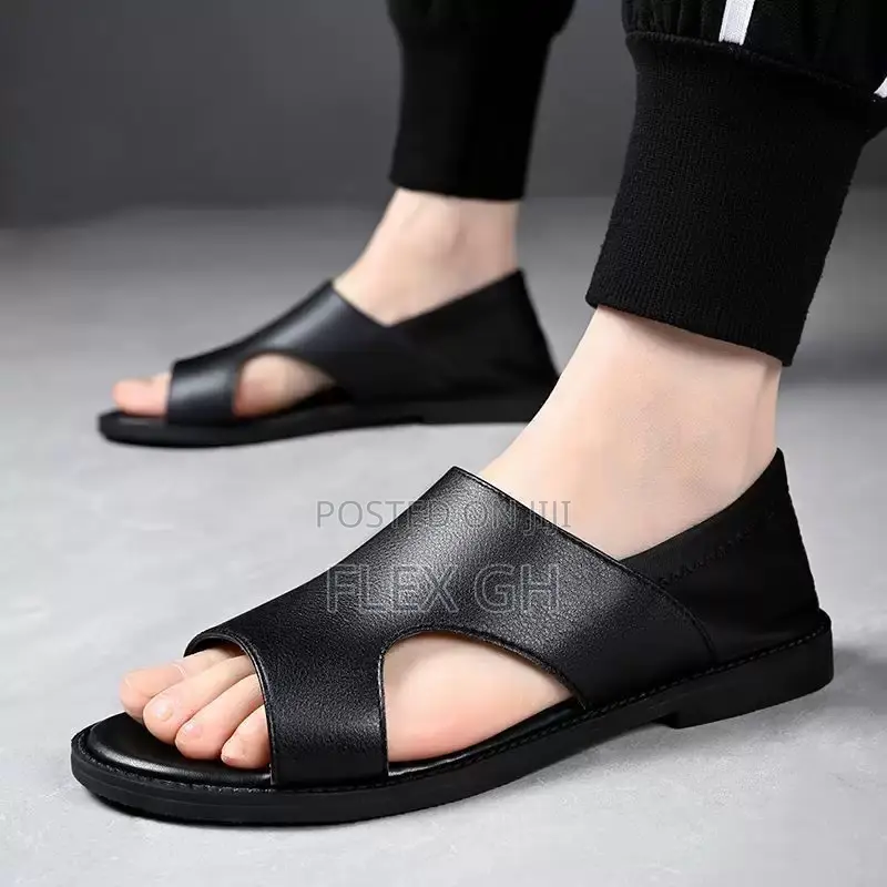 Men's Waterproof Sandals Soft Flat Comfortable Sole - Black