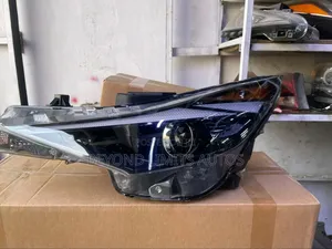 Hyundai Elantra 2021,2022 Headlight/ Head Light