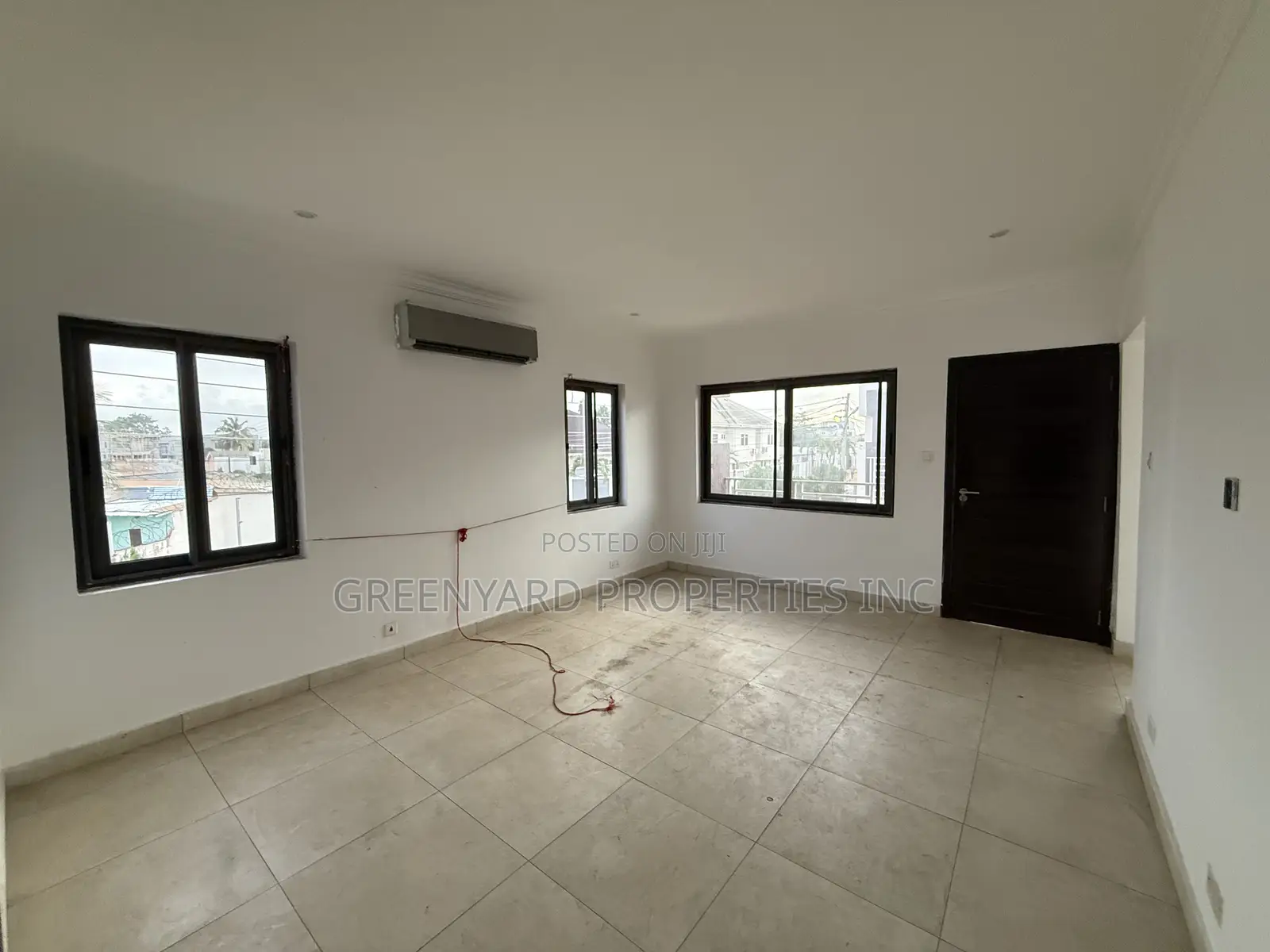 4bdrm Townhouse / Terrace in American House, East Legon for rent