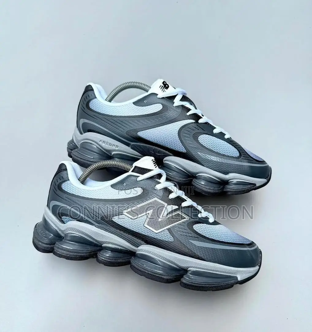 New Balance Abzorb 2000