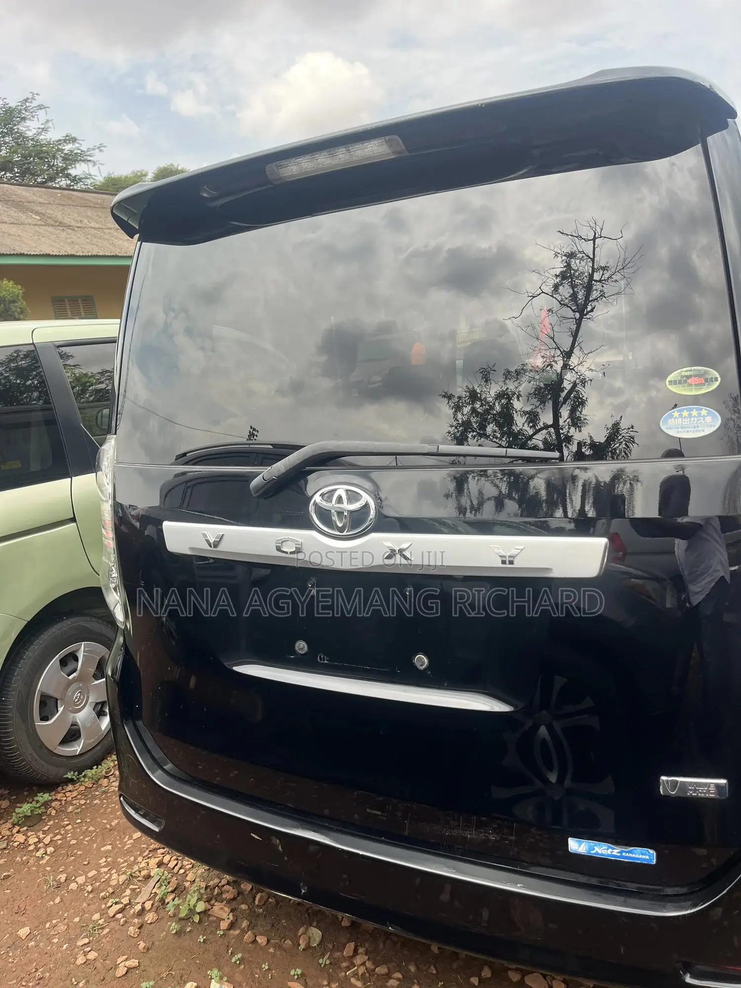 Toyota Sienta 1.5 FWD 2013 Black