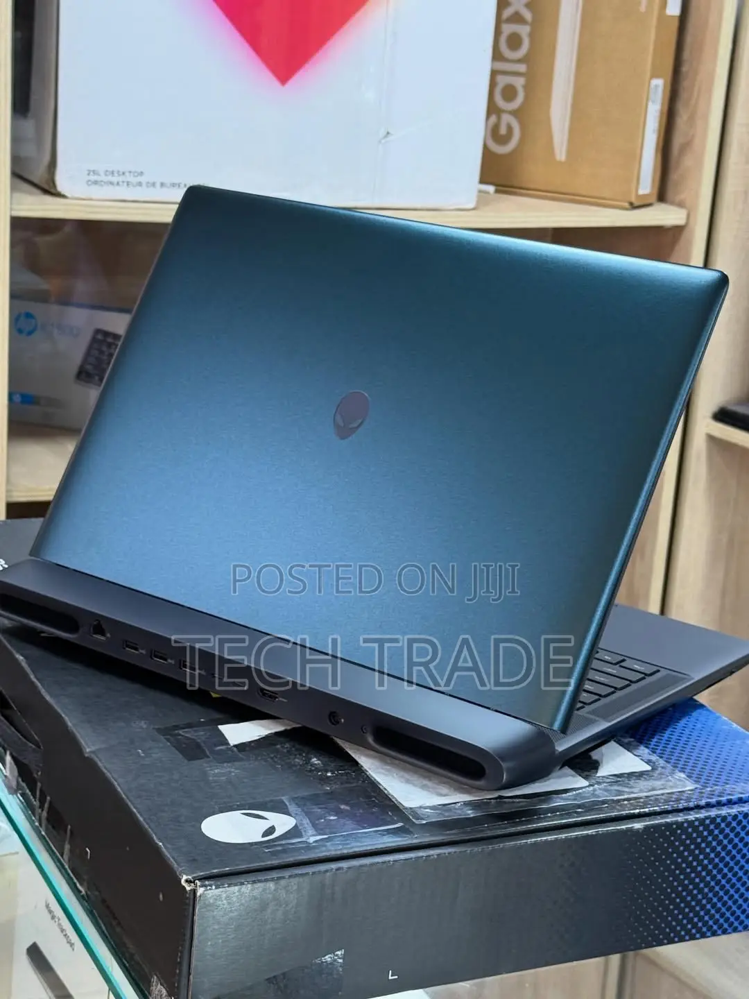 New Laptop Alienware Area-51m 32GB Intel Core Ultra 9 SSD 2T