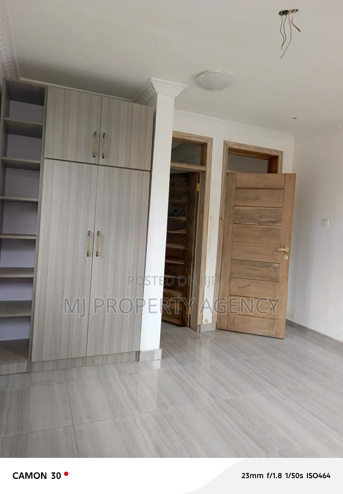 12bdrm Apartment in Community 26 Palace for rent