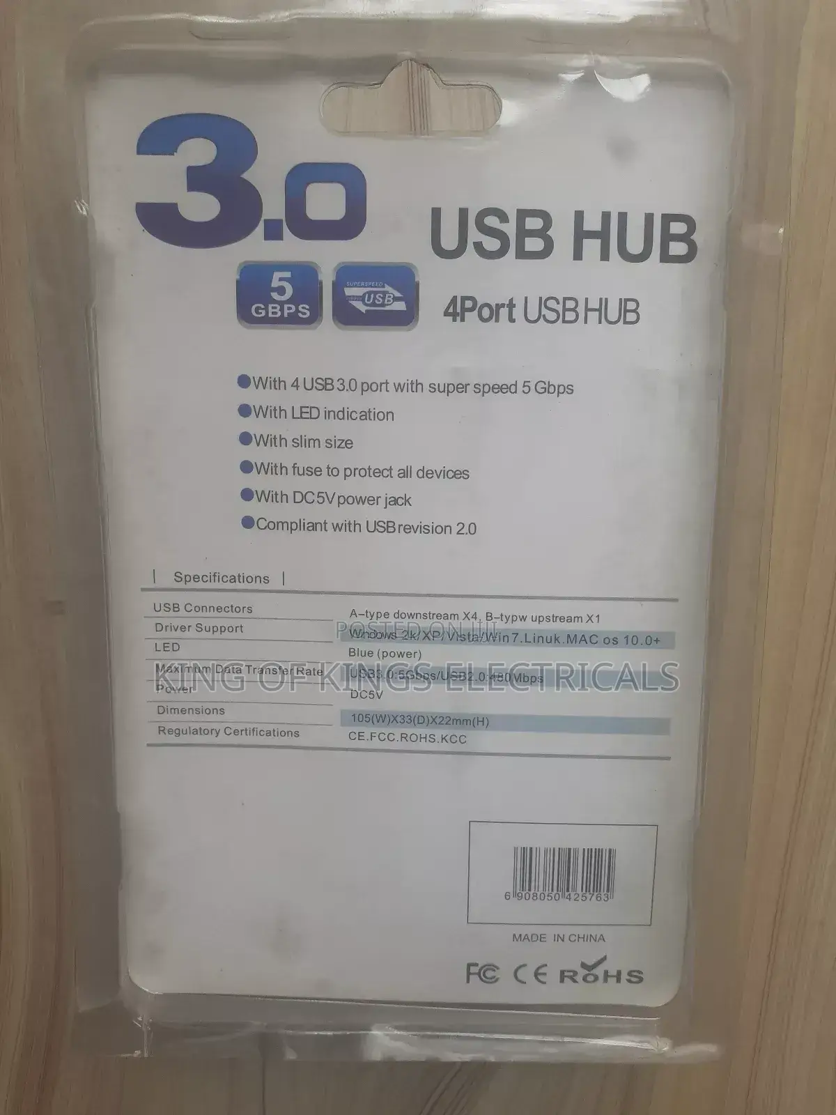 Car Triple Socket With 4 Usb Ports–Multi-Purpose in-Car Phone Charger