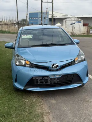 Toyota Vitz 2016 Blue