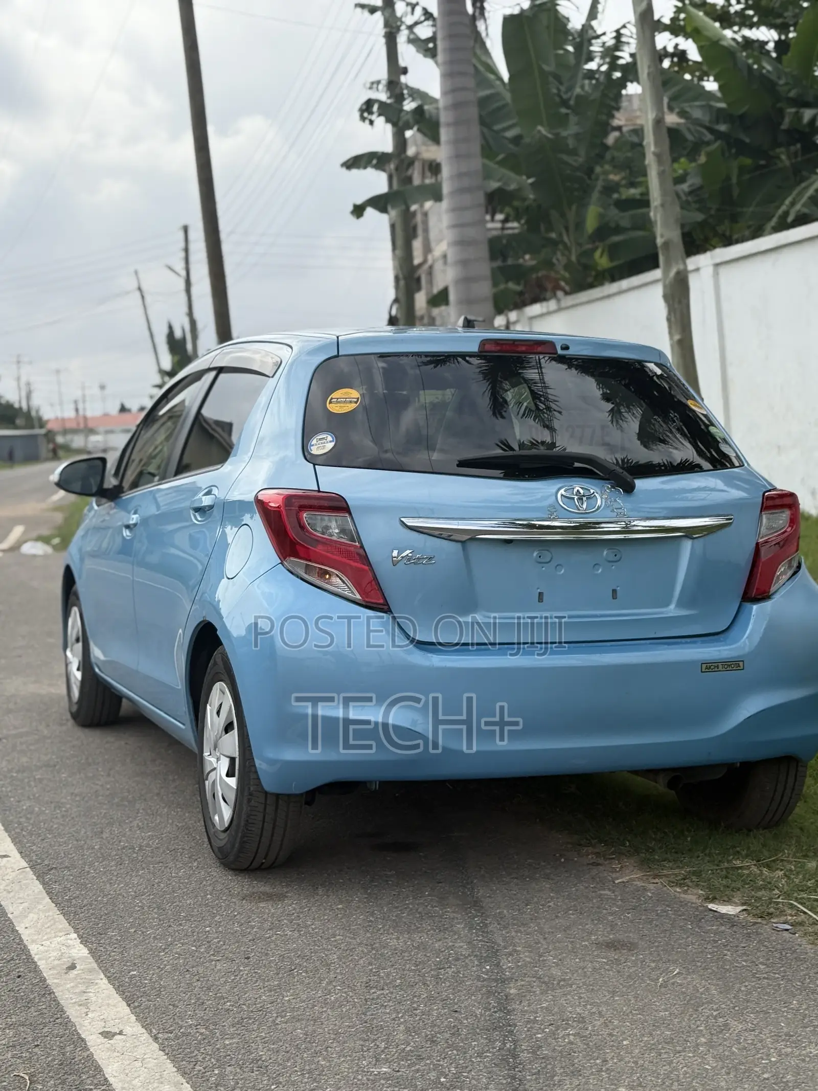 Toyota Vitz 2016 Blue