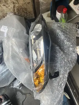 Honda Civic 2006 2007 2008 Headlight or Lamp