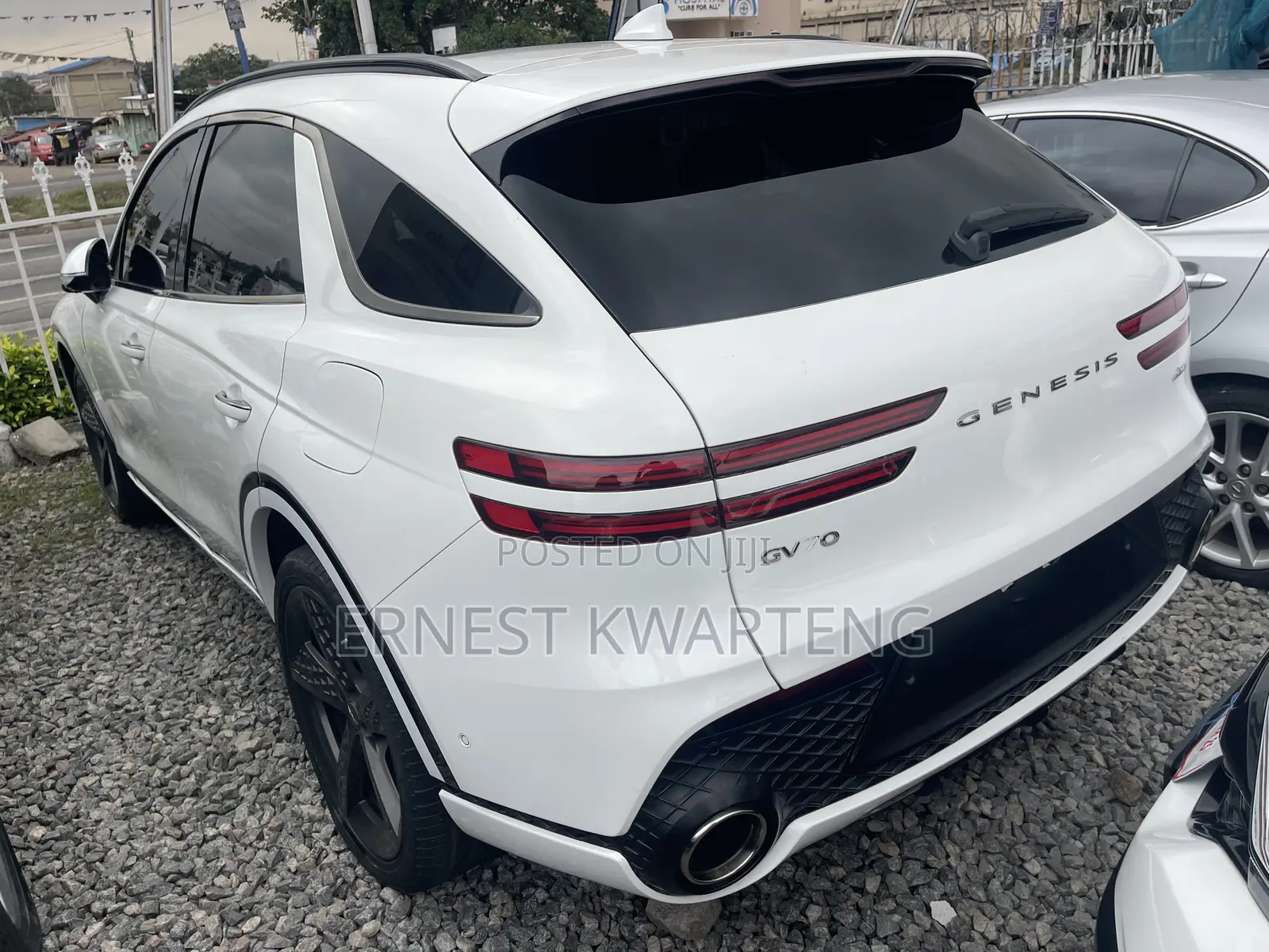 Genesis GV70 2022 White