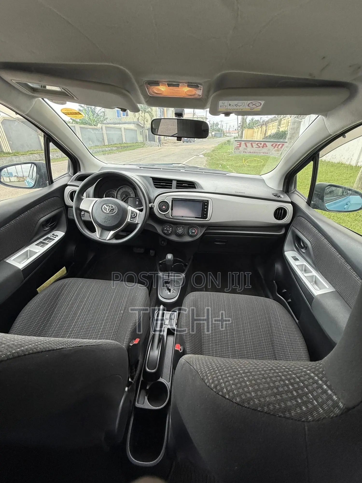 Toyota Vitz 2016 Blue