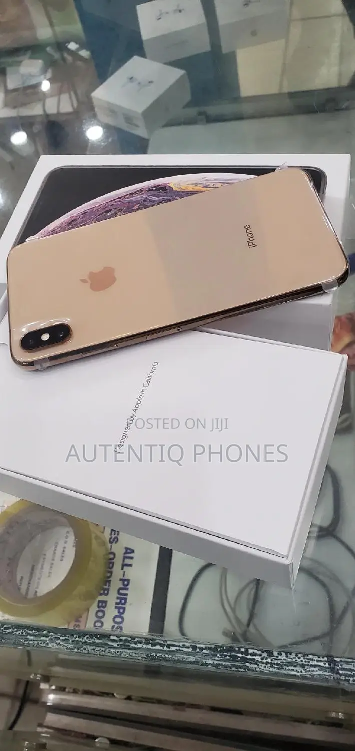 New Apple iPhone XS Max 256 GB Gold