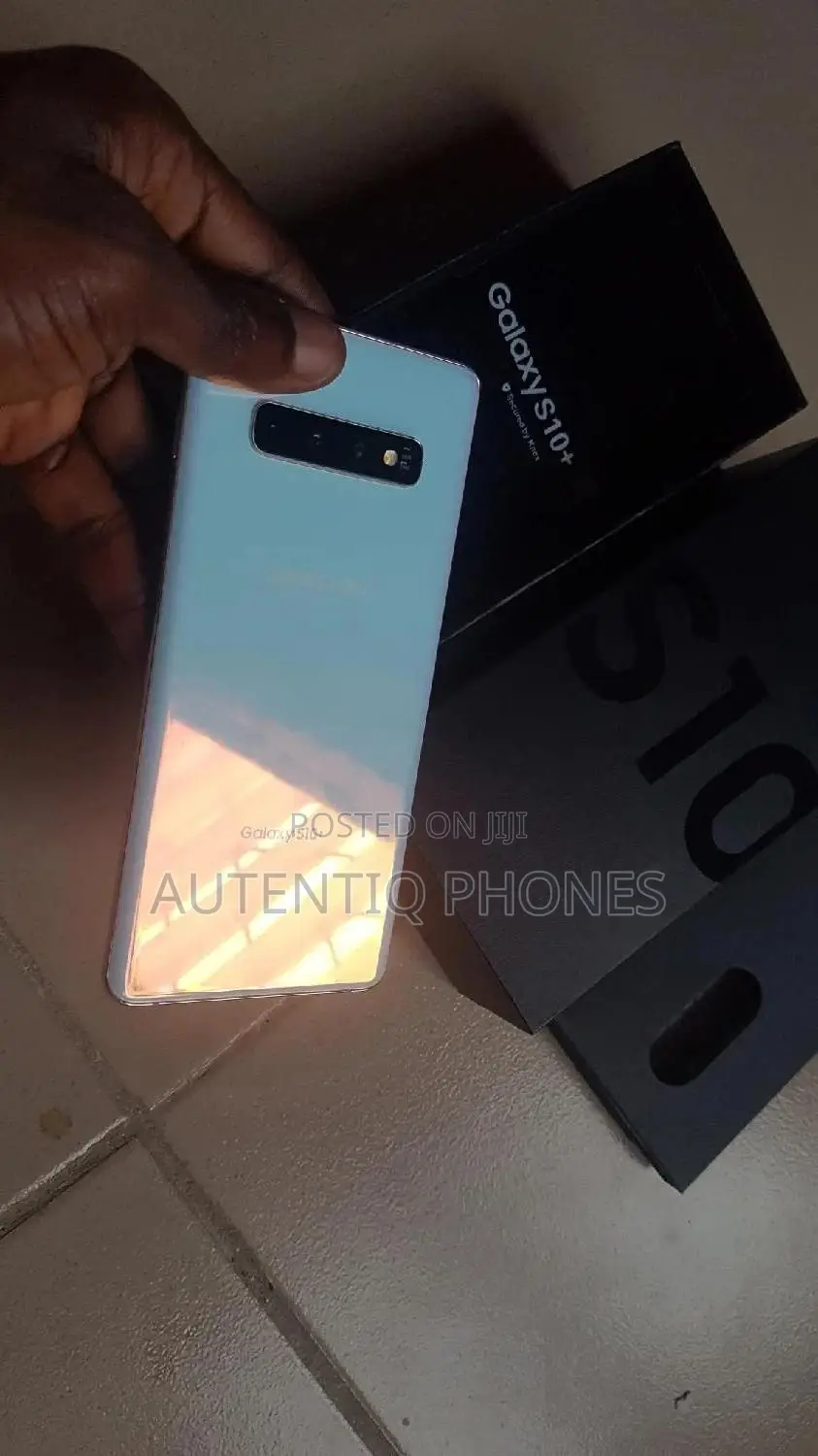 New Samsung Galaxy S10 Plus 128 GB Silver