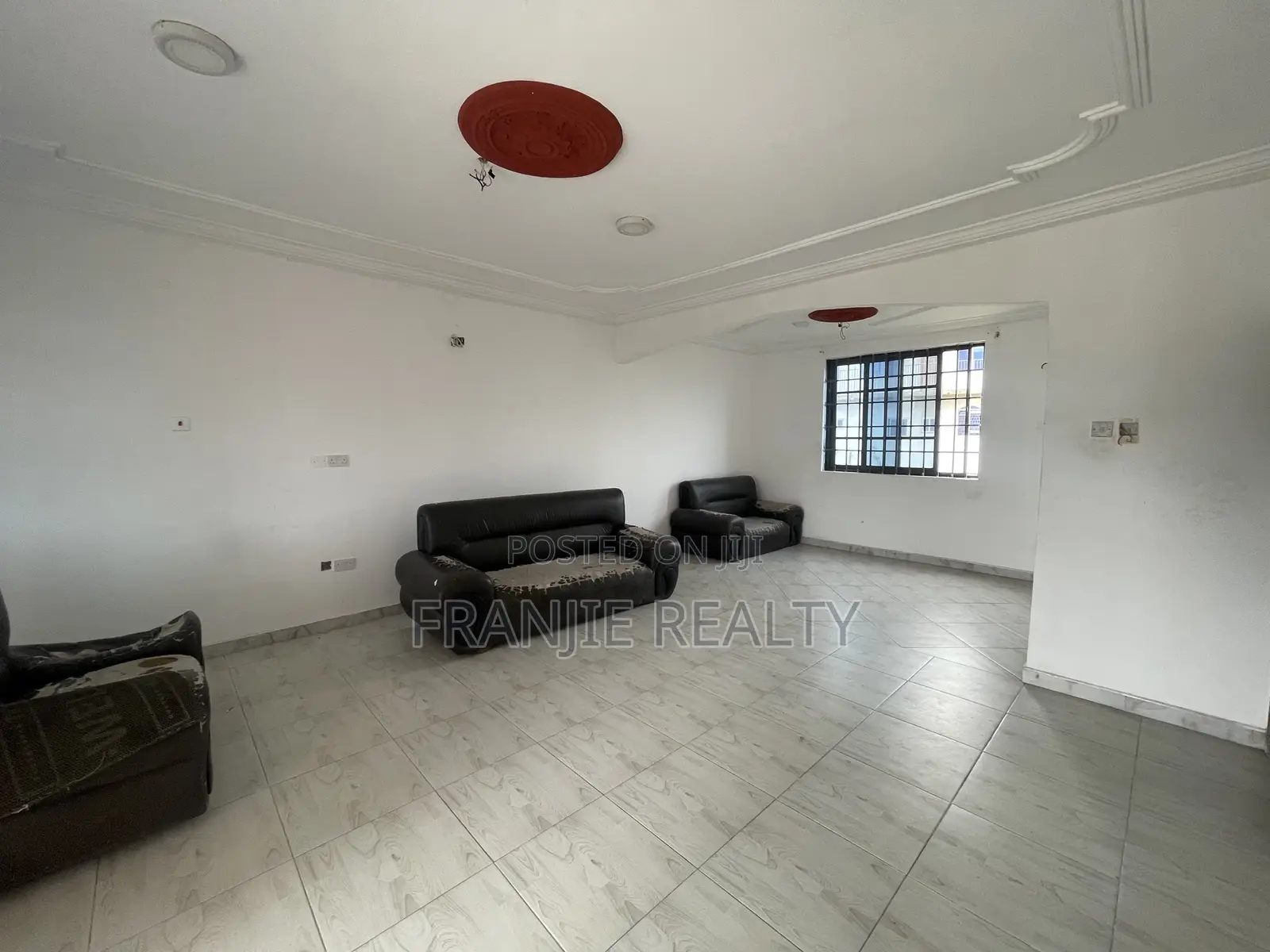 3bdrm Apartment in Franjie Realty, Weija for rent