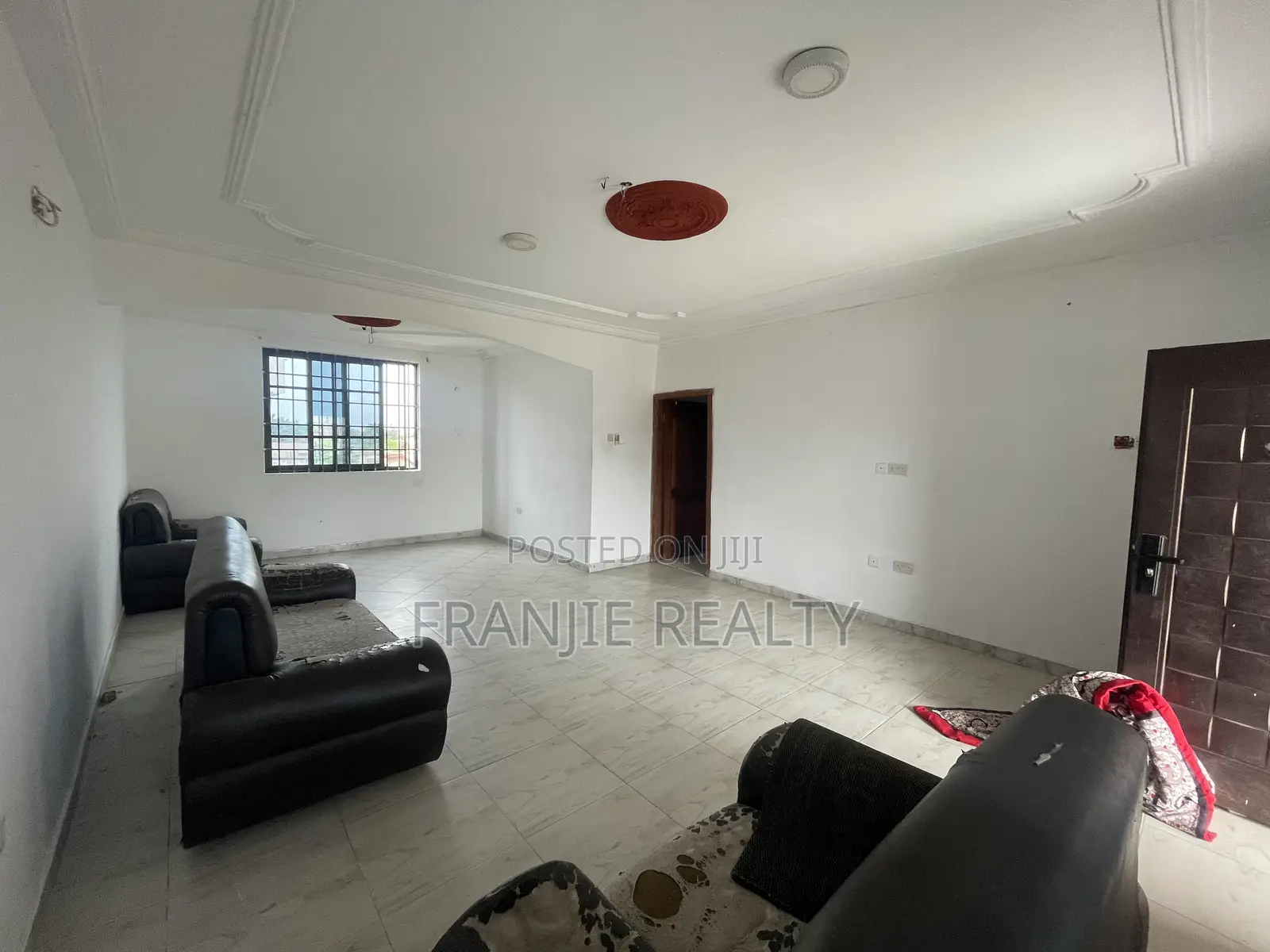 3bdrm Apartment in Franjie Realty, Weija for rent