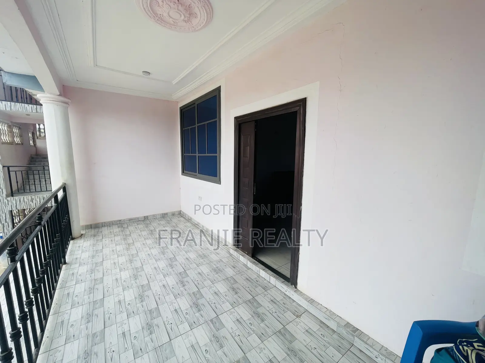 3bdrm Apartment in Franjie Realty, Weija for rent