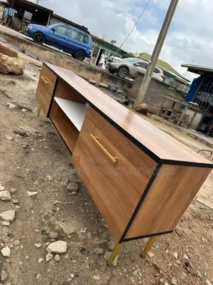 Original Foriegn Board Tv Stand