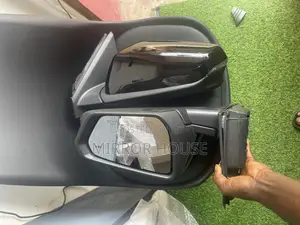 GMC Terrain/Equinox 2018-2022 Mirror With Sensor and Light