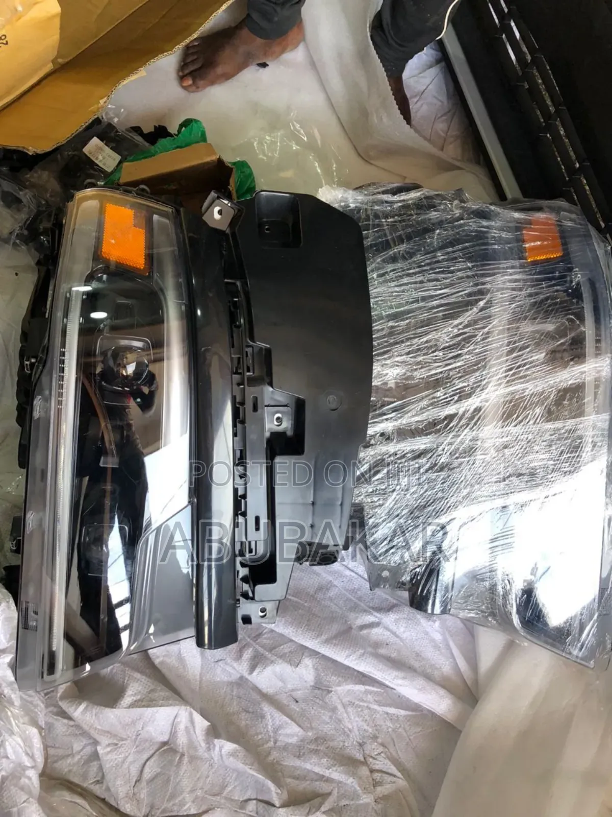Dodge Ram 22 Headlight Pair