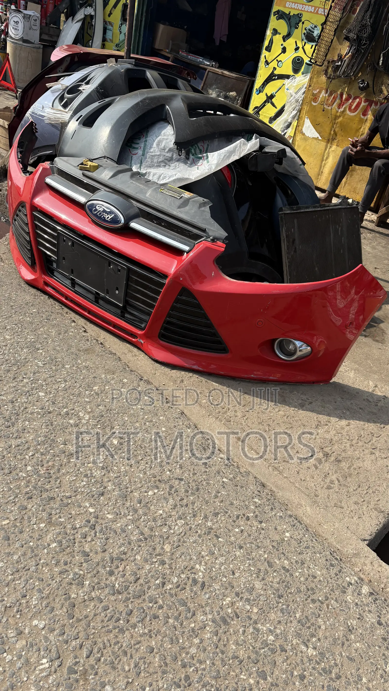 Ford Focus Front Bumper 2010,2011,2012,2013,2014,2015