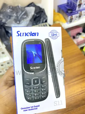 New Mobile Phone 4 GB Black
