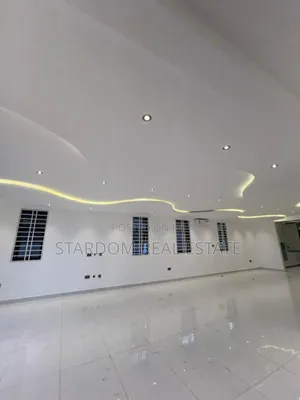 5bdrm Duplex in Ashaley Botwe for sale