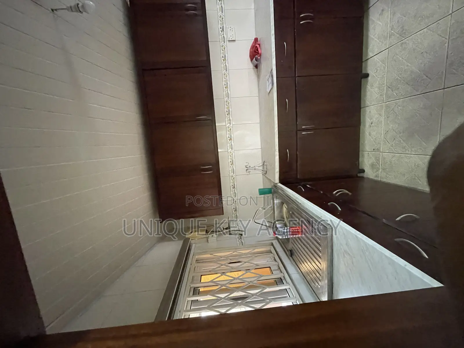 Furnished 2bdrm Apartment in Unique Key Agency, Labone for rent