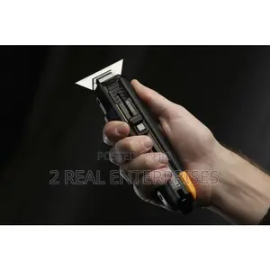 Toughbuilt Scraper and Utility Knife Comes With 5 Spare Blades