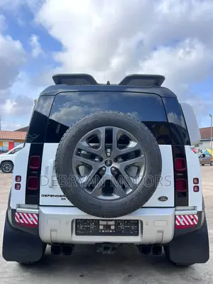Land Rover Defender X-Dynamic HSE 2022 White