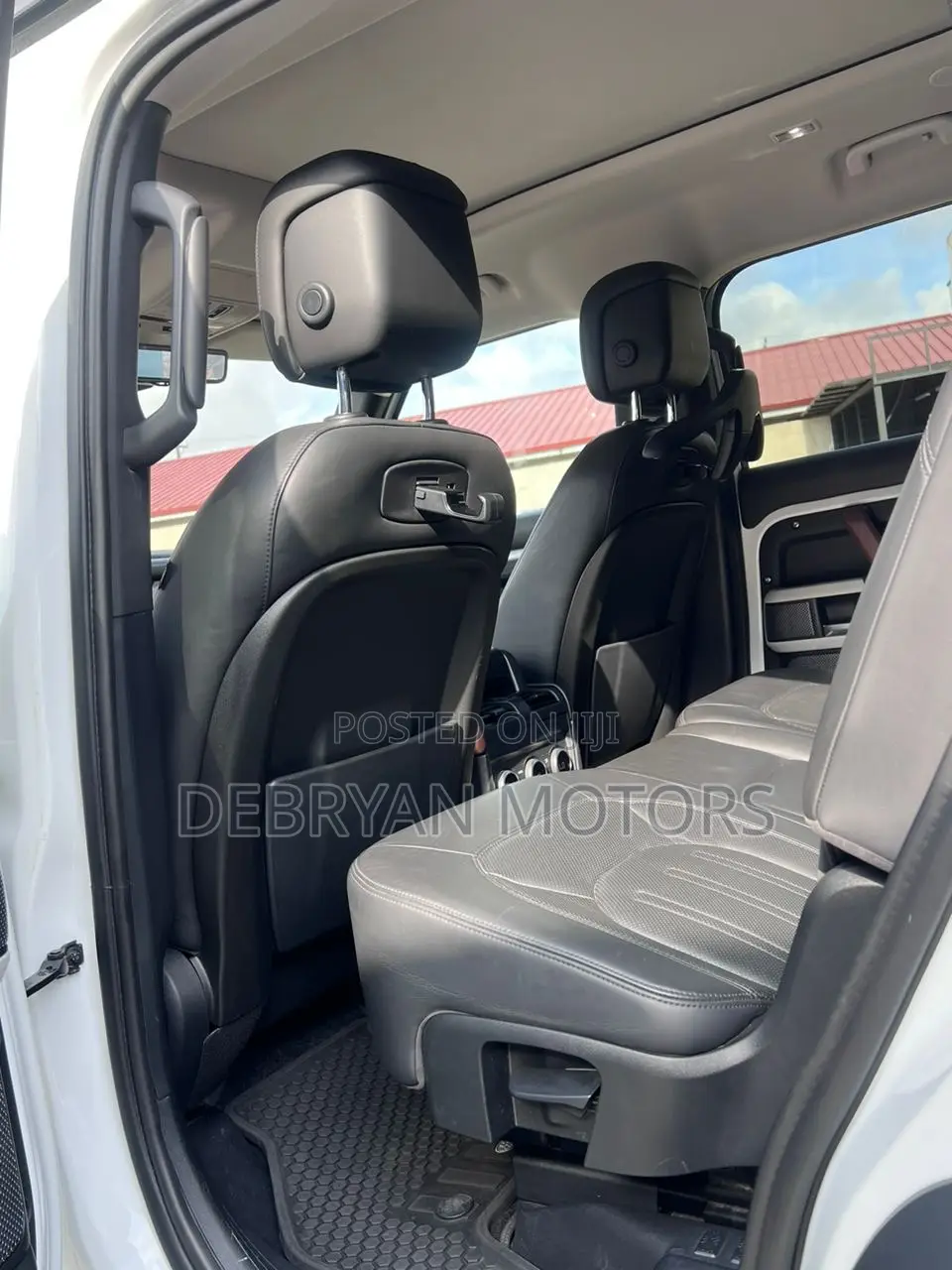 Land Rover Defender X-Dynamic HSE 2022 White