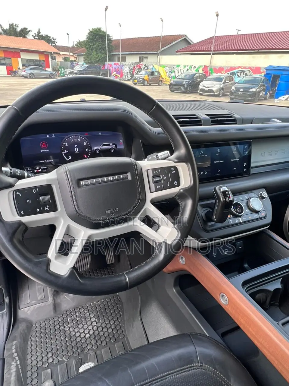 Land Rover Defender X-Dynamic HSE 2022 White