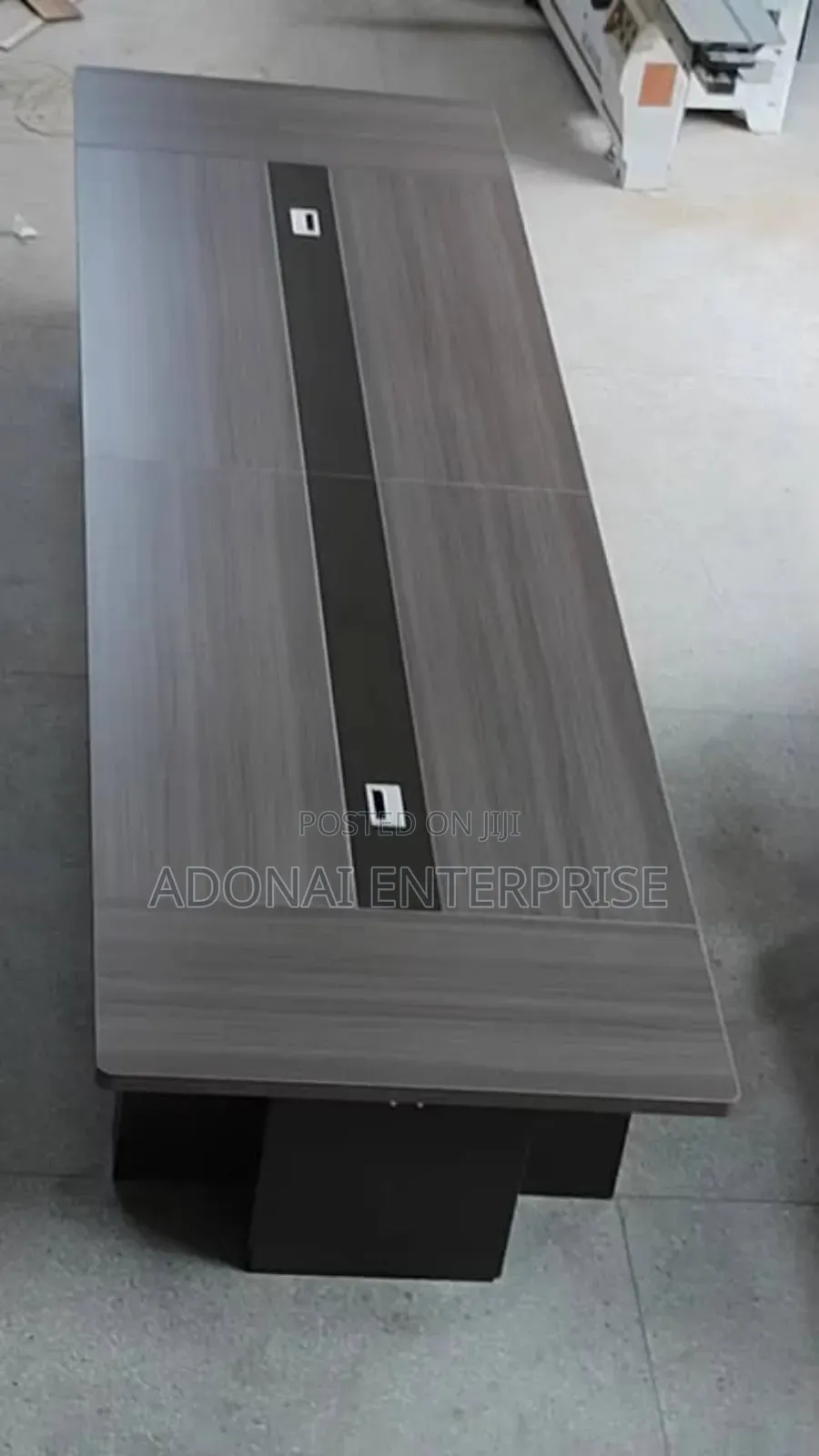 Conference Table Ahxg3h1b