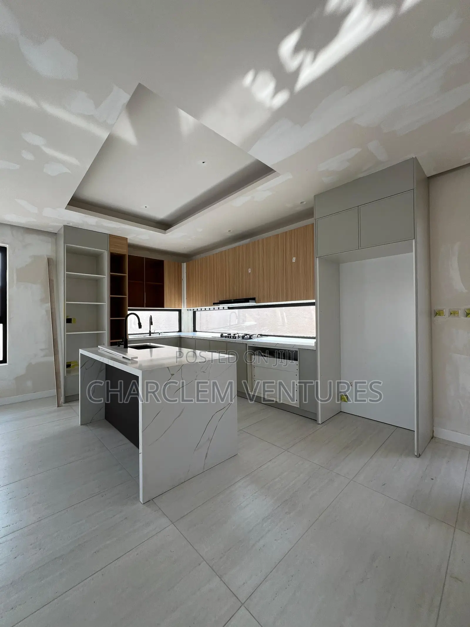 3bdrm House in Charclem Ventures, Accra Metropolitan for sale