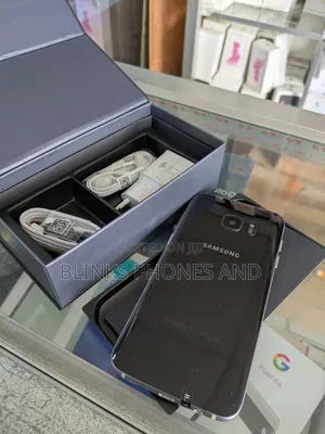 New Samsung Galaxy S7 edge 32 GB Black