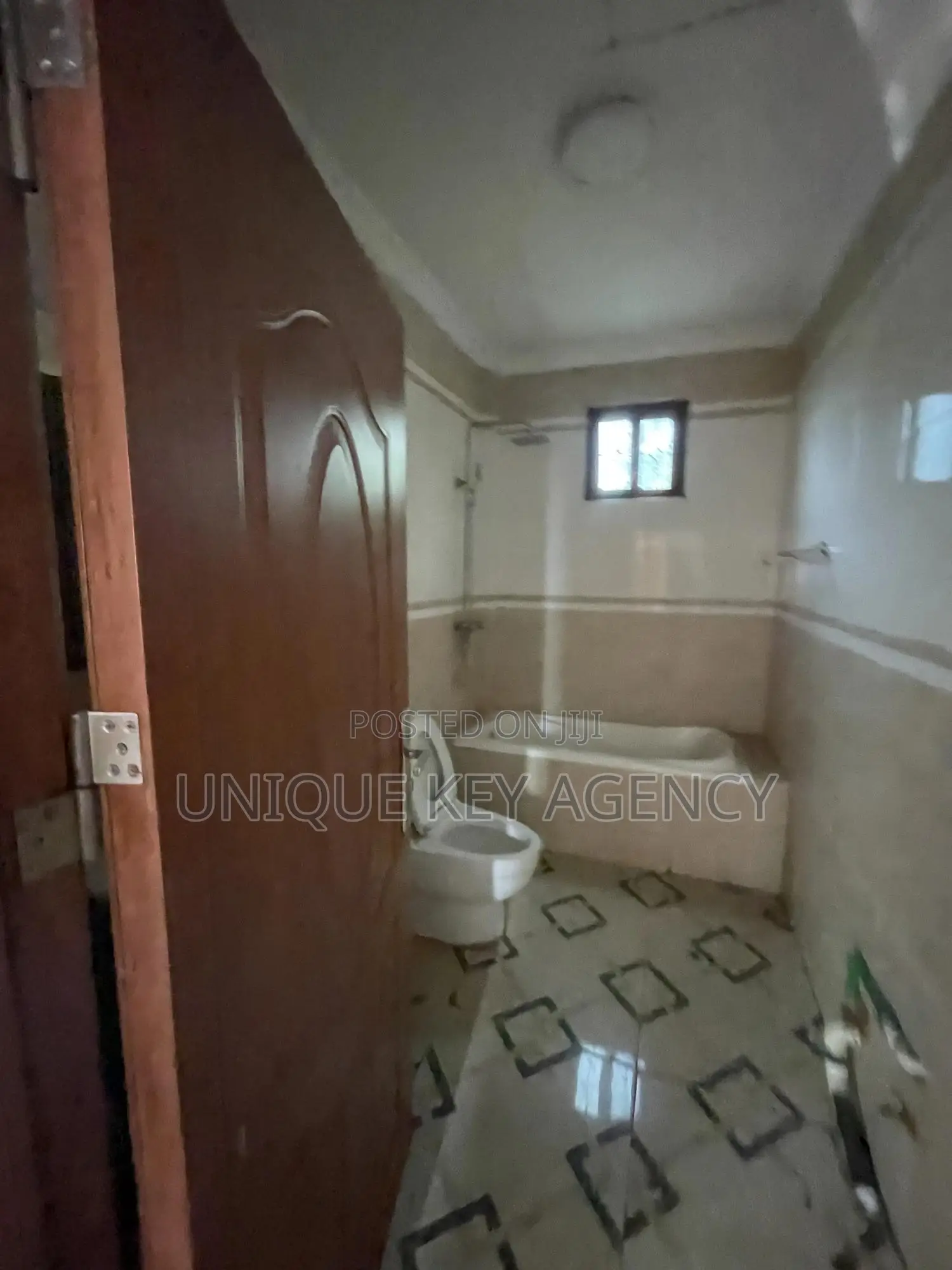 3bdrm House in Unique Key Agency, Tesano for rent