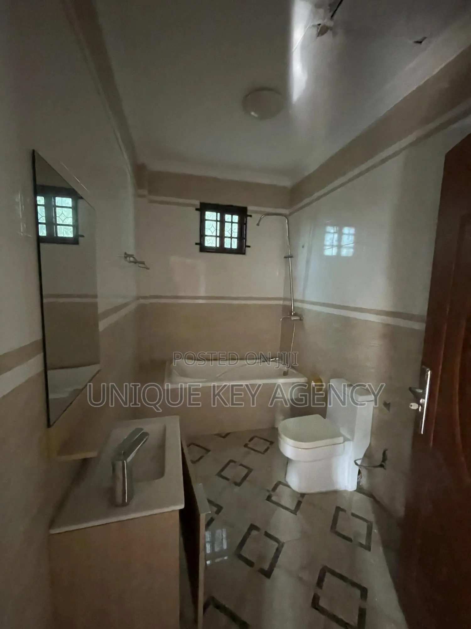 3bdrm House in Unique Key Agency, Tesano for rent