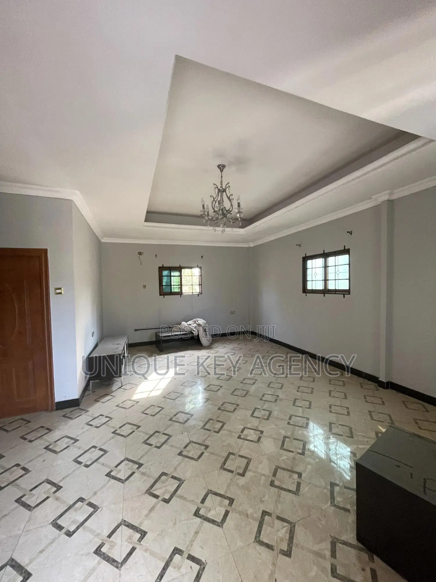 3bdrm House in Unique Key Agency, Tesano for rent