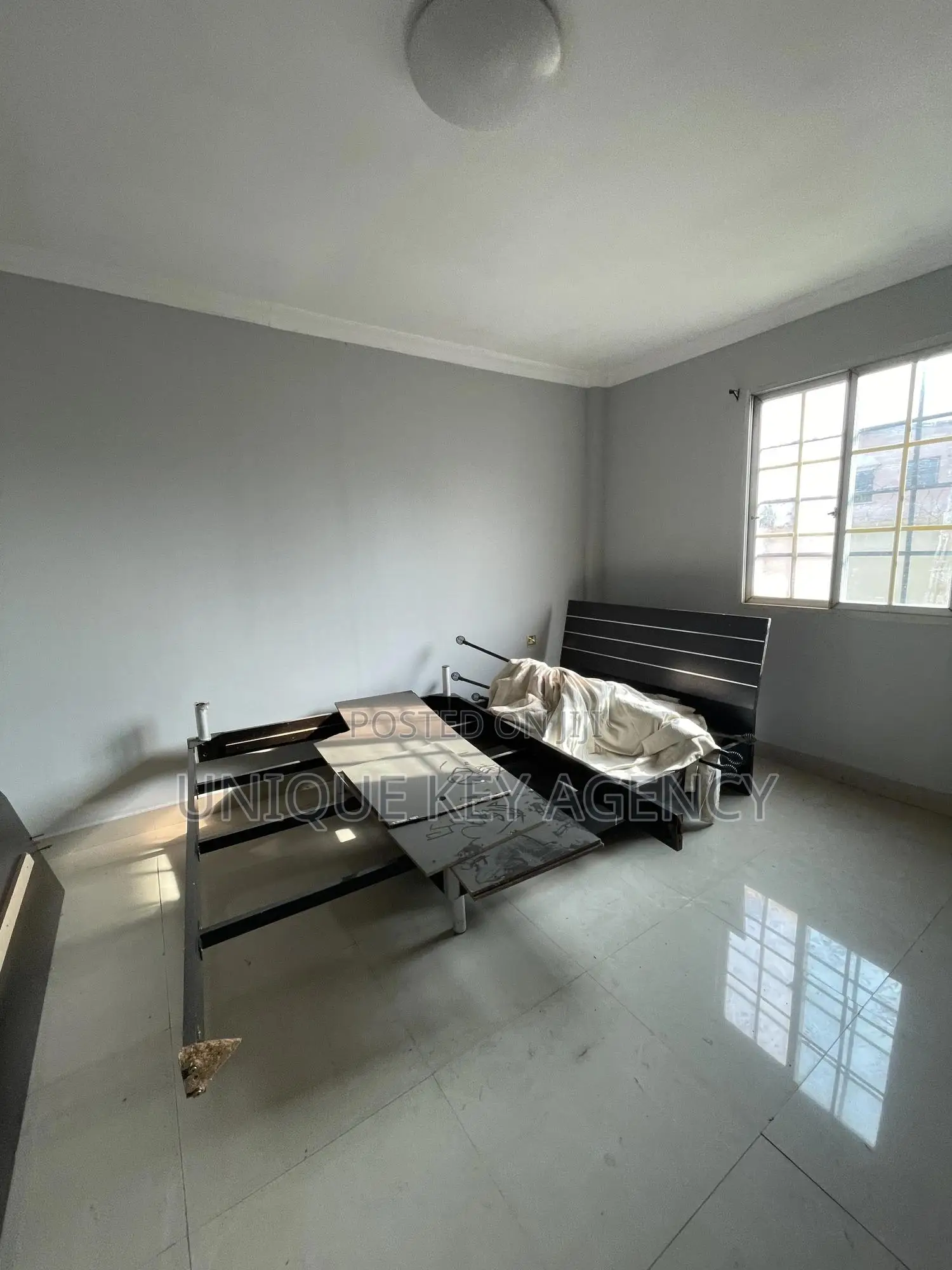 3bdrm House in Unique Key Agency, Tesano for rent