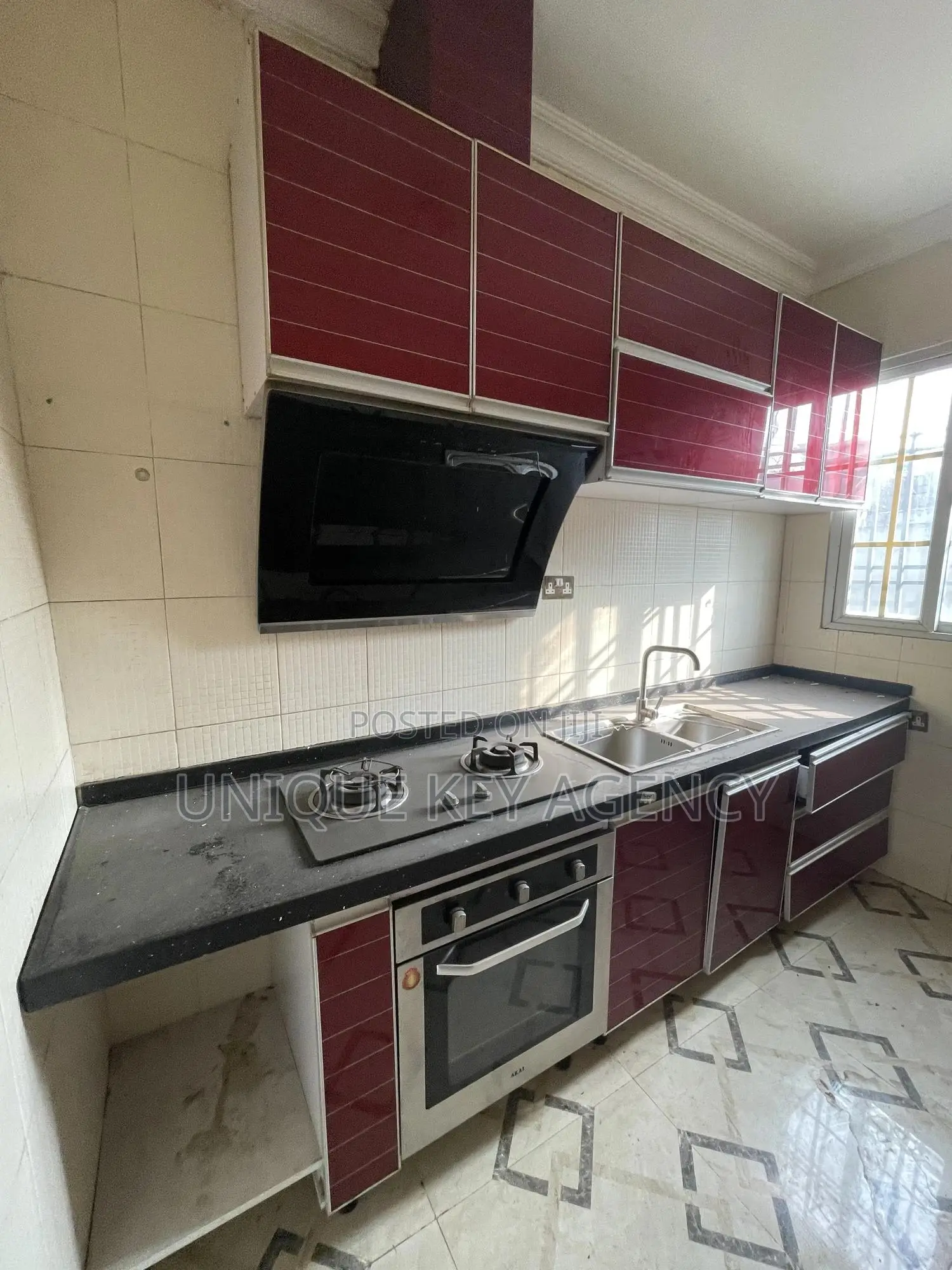 3bdrm House in Unique Key Agency, Tesano for rent