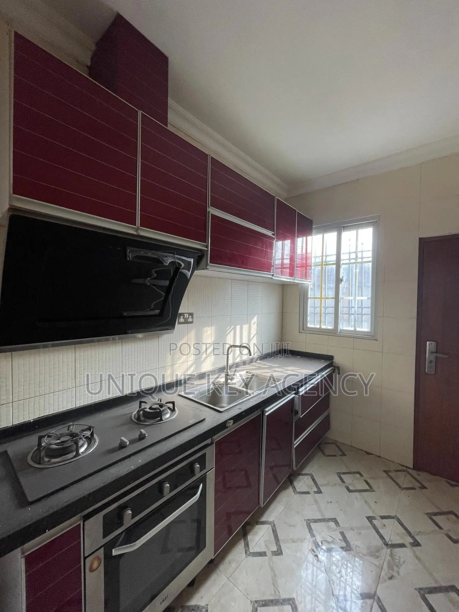 3bdrm House in Unique Key Agency, Tesano for rent