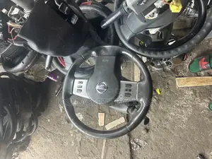 Nissan Pathfinder Complete Steering