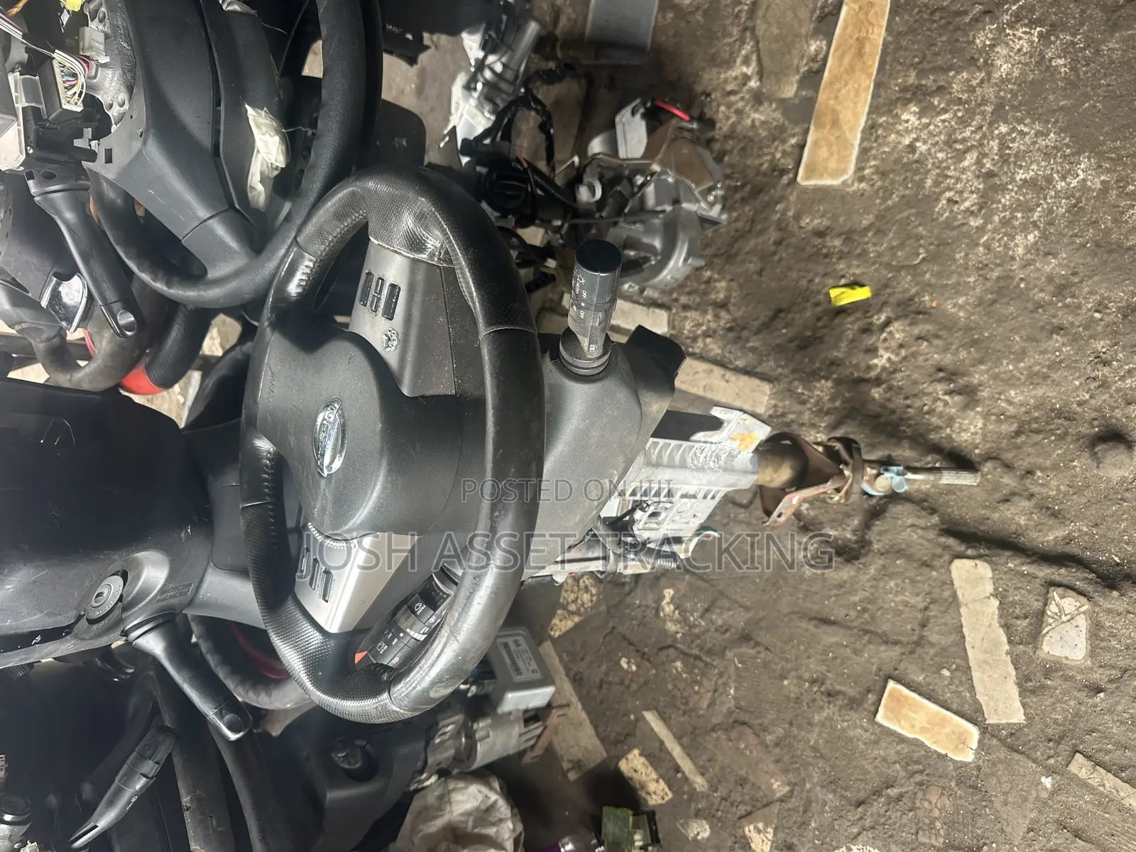 Nissan Pathfinder Complete Steering