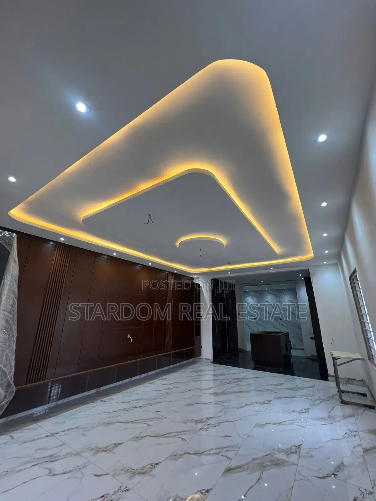 4bdrm Duplex in Ashaley Botwe for sale