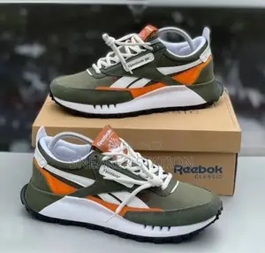 Authentic Reebok Classic Leacy