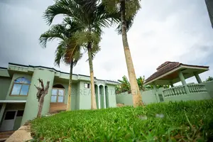 6bdrm House in Takoradi for sale