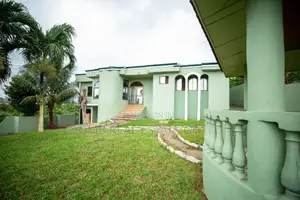 6bdrm House in Takoradi for sale